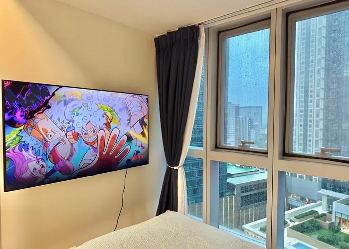 Bright Corner 2br With Bathtub Uptown Bgc Apartment